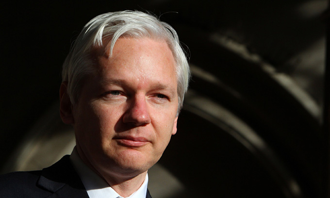 Assange insta a Reino Unido y Suecia a acatar fallo de panel de ONU Assange insta a Reino Unido y Suecia a acatar fallo de panel de ONU
