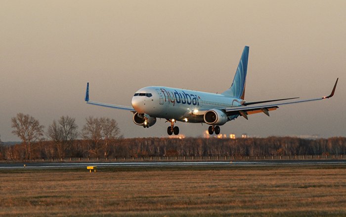 Un Boeing 737 con al menos 62 personas a bordo se estrella al sur de Rusia (+video)