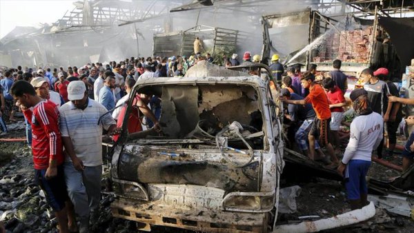 Atentado con bomba sacude centro de capital iraquí, 30 víctimas Atentado con bomba sacude centro de capital iraquí, 30 víctimas