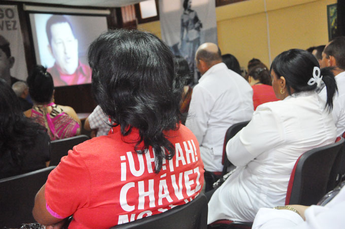 Hugo Chávez en el corazón de Granma