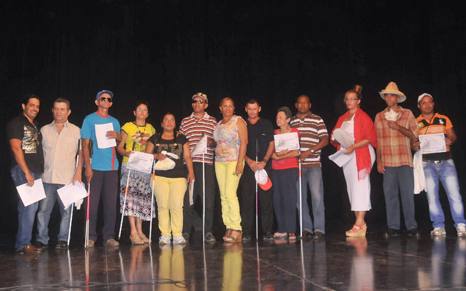 Premian a talentosos aficionados de la Asociación Nacional del Ciego Premian a talentosos aficionados de la Asociación Nacional del Ciego