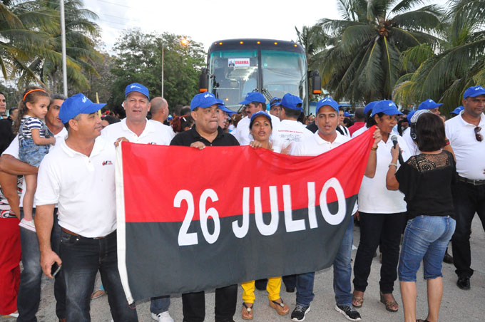 Regresan a Granma delegados al VII Congreso del PCC