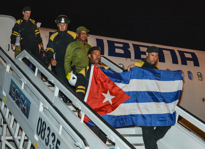 Regresó a Cuba equipo de rescate y salvamento de ayuda en Ecuador Regresó a Cuba equipo de rescate y salvamento de ayuda en Ecuador