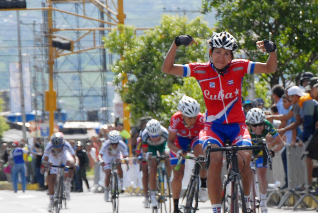 Cubanas García y Sierra hicieron el uno-dos en el Panamericano de Ciclismo de Ruta