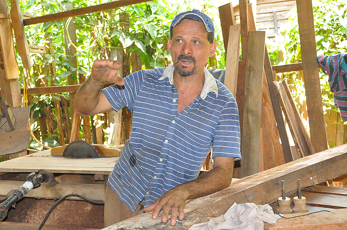 De madera dura De madera dura