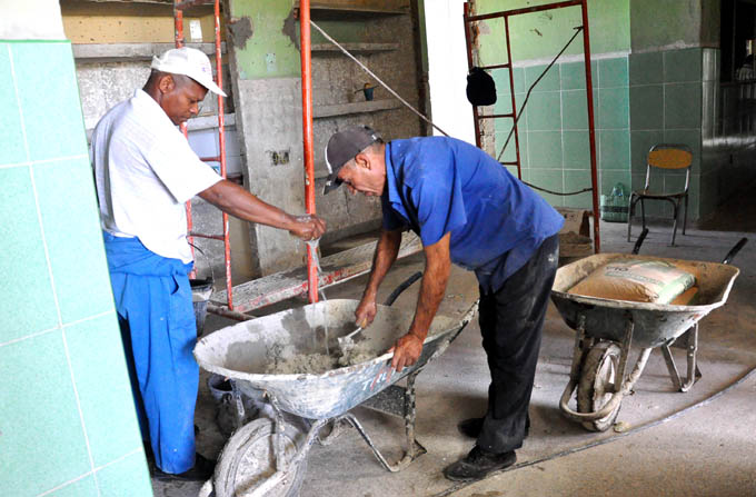 Continúan acciones constructivas en el hospital Carlos Manuel de Céspedes