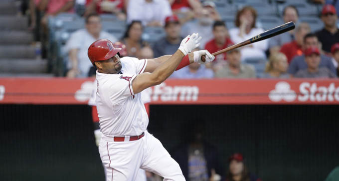 Pujols persigue marca de jonrones de McGwire en Grandes Ligas Pujols persigue marca de jonrones de McGwire en Grandes Ligas