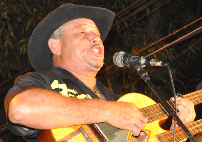 Homenaje a Fidel desde la música tradicional cubana Homenaje a Fidel desde la música tradicional cubana
