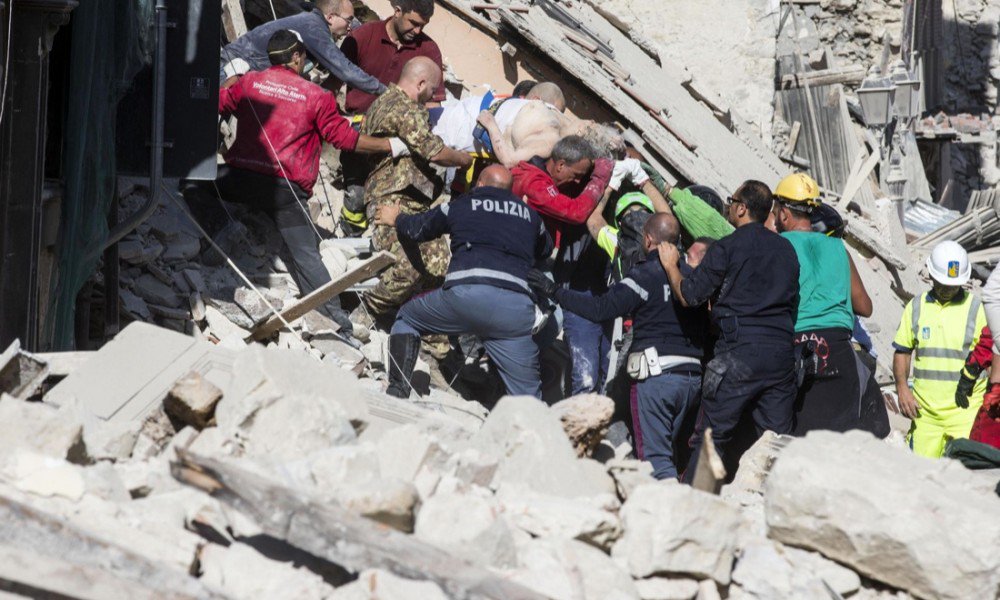 Aumenta a 247 la cifra de muertos tras terremoto en Italia Aumenta a 247 la cifra de muertos tras terremoto en Italia