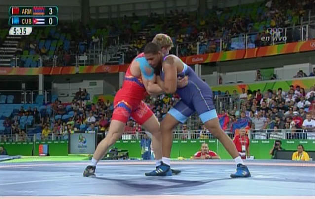 Cuba conquista tercera medalla olímpica en lucha greco