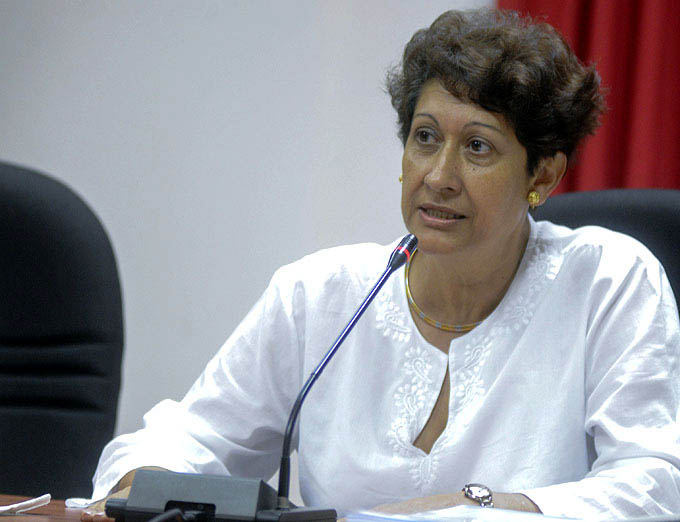 Voluntad política es clave contra el analfabetismo, Ministra cubana Voluntad política es clave contra el analfabetismo, Ministra cubana