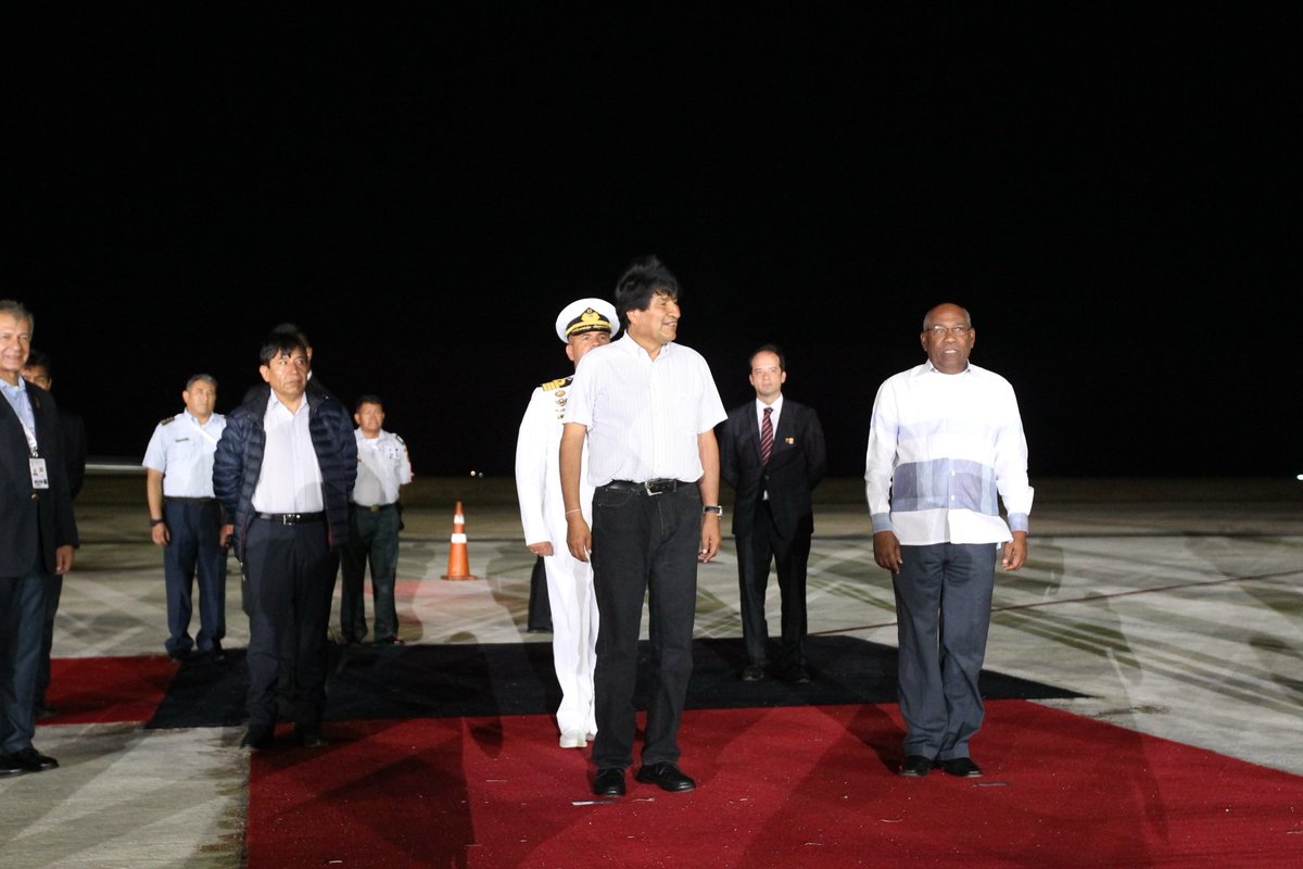 Evo Morales llega a Venezuela para participar en Cumbre del Mnoal Evo Morales llega a Venezuela para participar en Cumbre del Mnoal