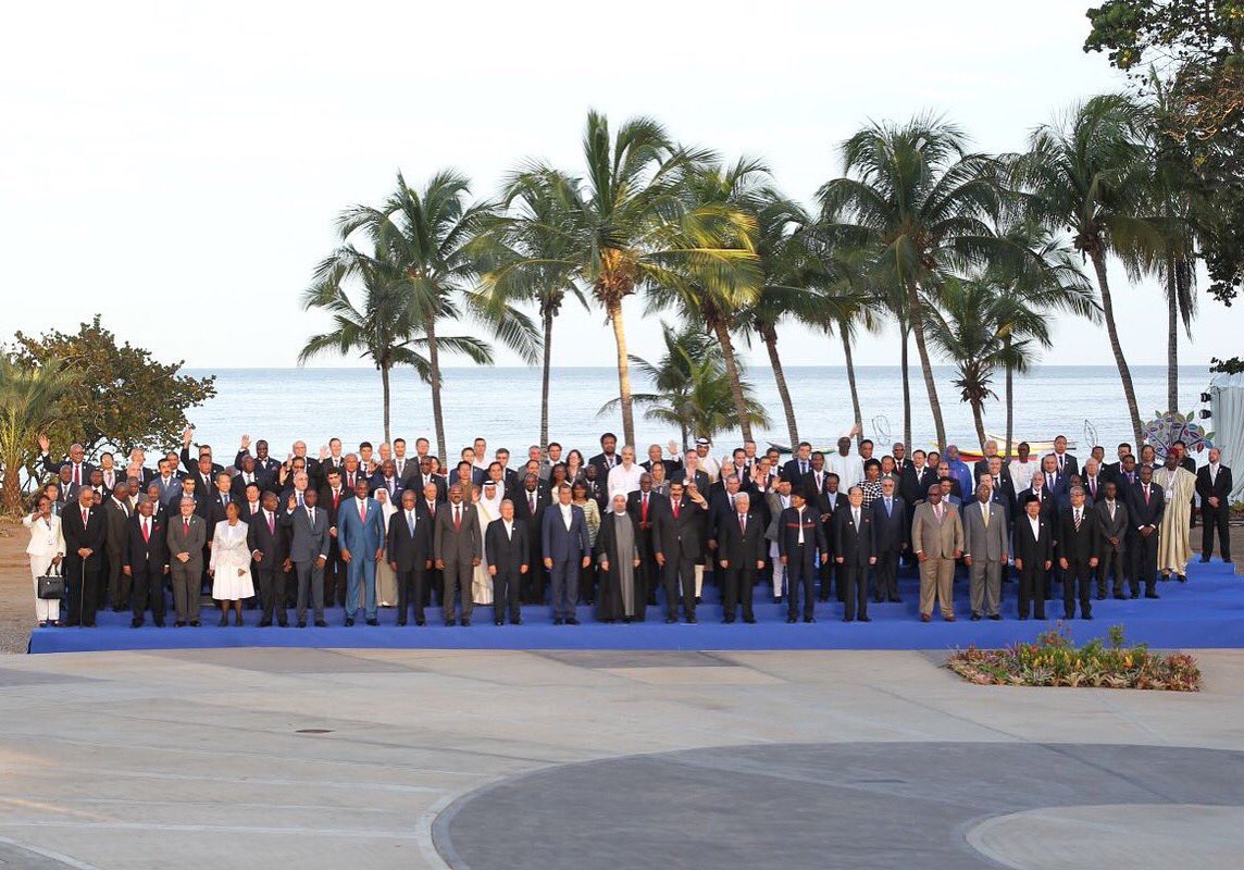 Mandatarios asisten a foto oficial de XVII Cumbre de Mnoal Mandatarios asisten a foto oficial de XVII Cumbre de Mnoal