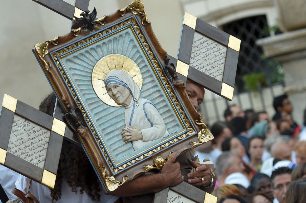 Papa Francisco exalta figura de Madre Teresa de Calcuta (+ fotos y audio) Papa Francisco exalta figura de Madre Teresa de Calcuta (+ fotos y audio)