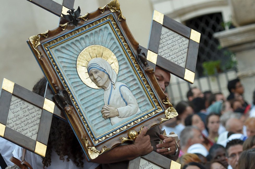 Papa Francisco exalta figura de Madre Teresa de Calcuta (+ fotos y audio)