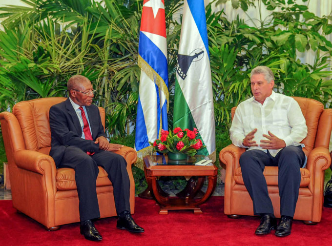 Díaz-Canel recibe a Primer Ministro de Lesoto