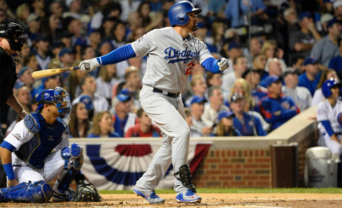 Dodgers empatan serie con Cachorros gracias al brazo de Kershaw