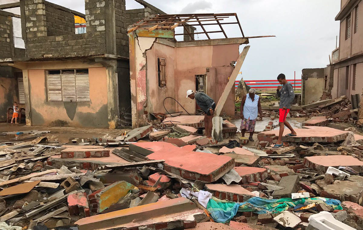 Cuba hasta ahora sin daños humanos tras paso de Matthew (+ videos)