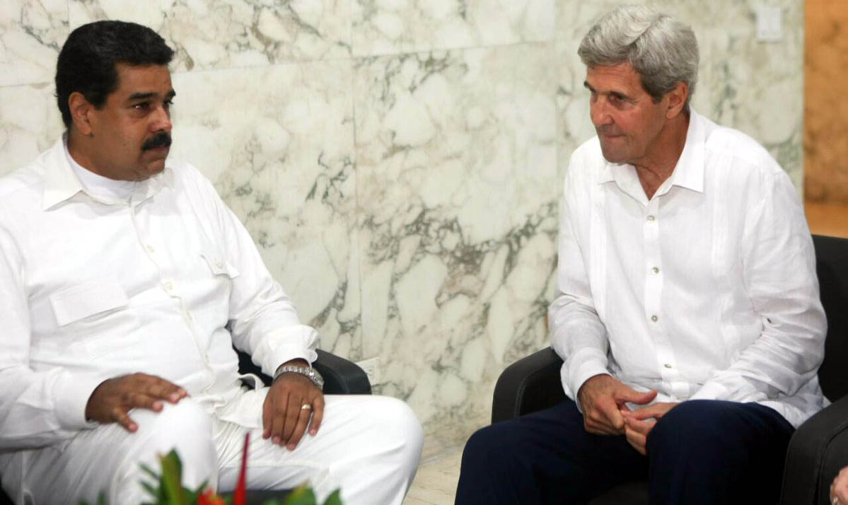 Consideran trascendente encuentro Maduro-Kerry en Colombia