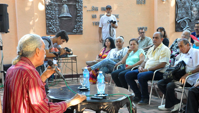 Resalta Martínez Furé importancia de la identidad de los pueblos (+ audio y video) Resalta Martínez Furé importancia de la identidad de los pueblos (+ audio y video)