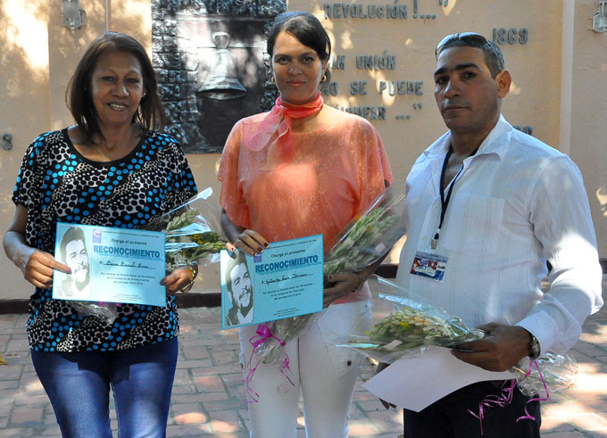 Premian en Granma a ganadores de concurso de periodismo económico