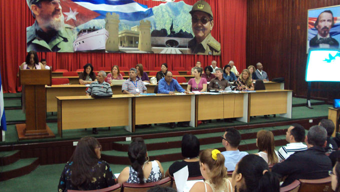Actualización de modelo económico cubano centra debate de juristas Actualización de modelo económico cubano centra debate de juristas