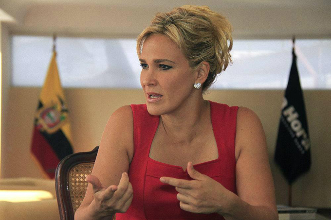 Cynthia Viteri, única mujer en disputa por la presidencia de Ecuador