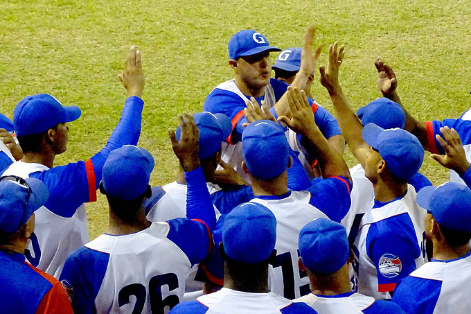 Cuba revela su lineup para debut en Serie del Caribe de béisbol Cuba revela su lineup para debut en Serie del Caribe de béisbol