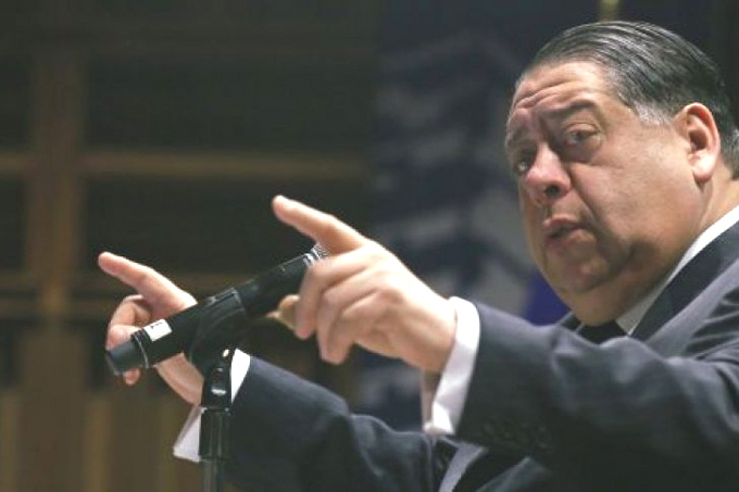 Insisten en Venezuela en el diálogo ante arremetida derechista