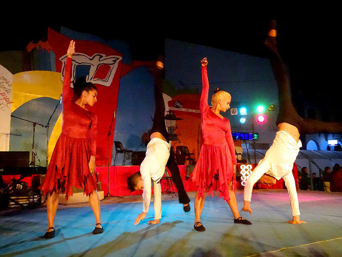 Llegó la Feria del libro a Granma (+ fotos y video)