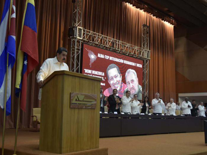 ¡Venezuela no se va a rendir! ¡Venezuela no se va a rendir!
