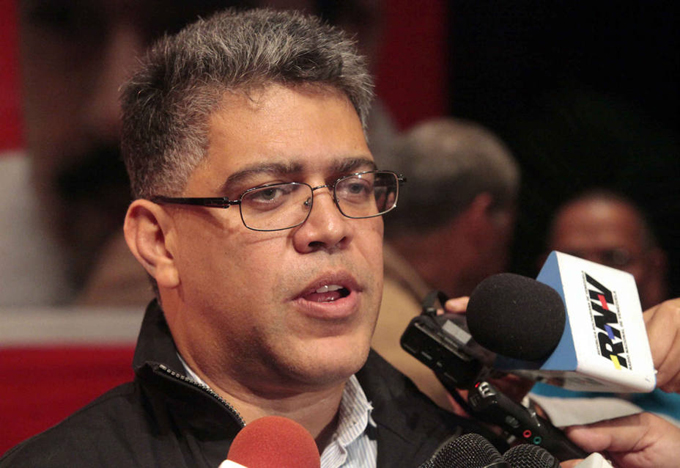 Gobierno convoca a oposición a trabajar por la paz de Venezuela