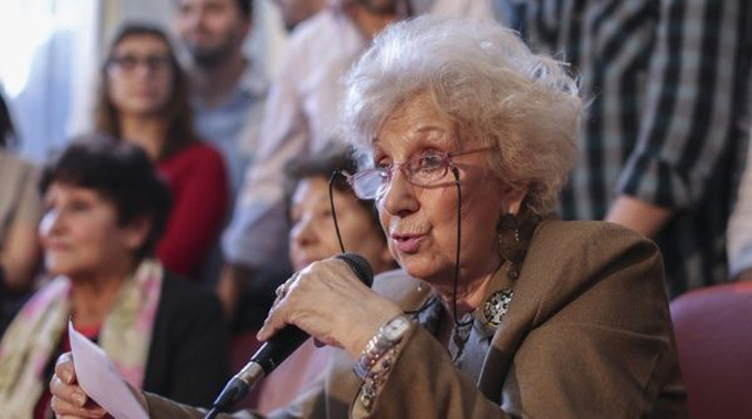 Estela de Carlotto compara a Macri con el dictador Videla Estela de Carlotto compara a Macri con el dictador Videla