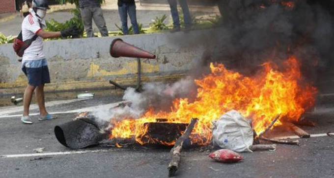 “Plantón” pretendía sabotear distribución de alimentos en Venezuela “Plantón” pretendía sabotear distribución de alimentos en Venezuela