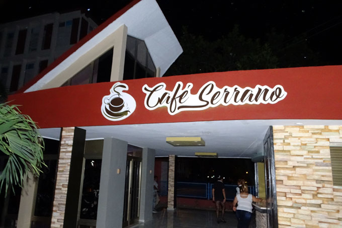 Reinauguran Café Serrano en Bayamo (+ fotos y video) Reinauguran Café Serrano en Bayamo (+ fotos y video)