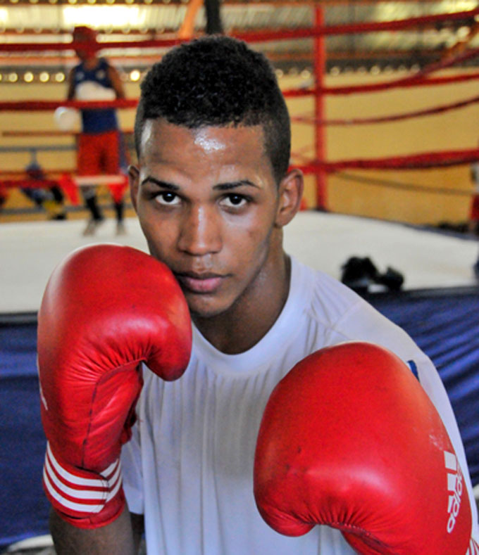 Javier Ibáñez abrirá por Cuba en Mundial de boxeo Javier Ibáñez abrirá por Cuba en Mundial de boxeo