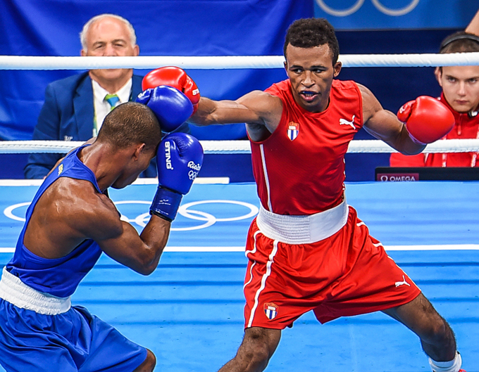 Cuatro cubanos en segunda semifinal del Mundial de Boxeo Cuatro cubanos en segunda semifinal del Mundial de Boxeo