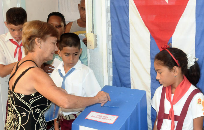 Ajustan cronograma de las elecciones generales en primera etapa