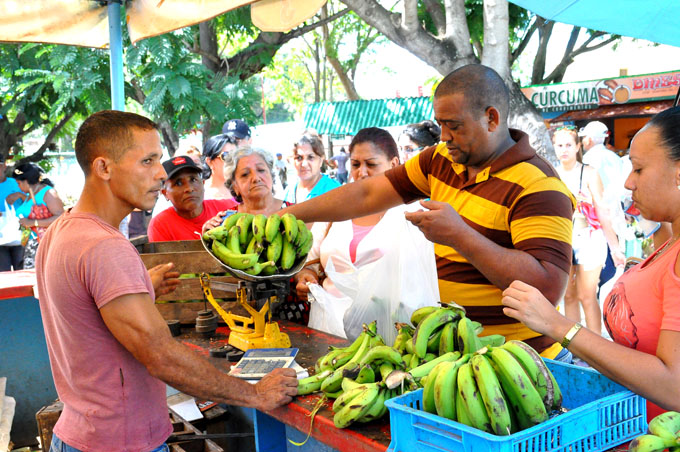 De regreso Ferias del barrio en Granma