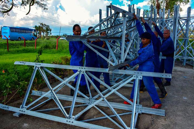 Prosigue en Camagüey labor de la división granmense de Radio Cuba Prosigue en Camagüey labor de la división granmense de Radio Cuba