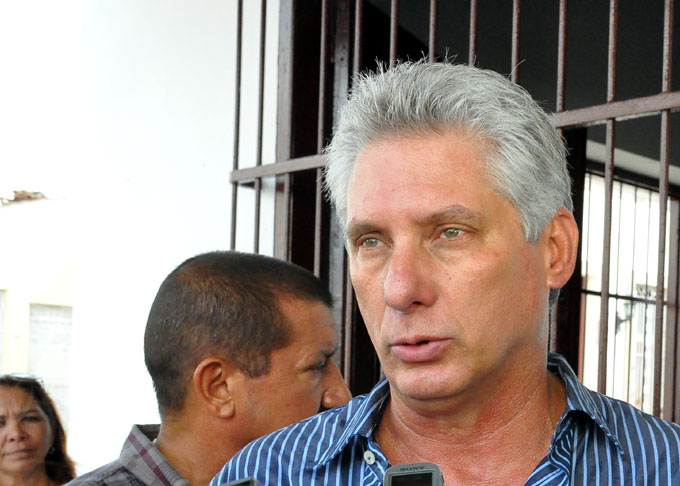 Resalta primer vicepresidente cubano logros de Cibersociedad 2017 Resalta primer vicepresidente cubano logros de Cibersociedad 2017