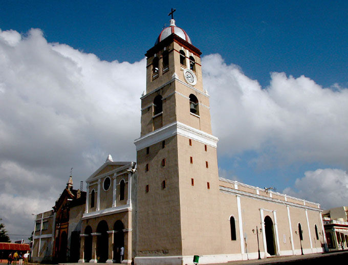 Conceden premio honorífico Bayamo a la Catedral de la ciudad Conceden premio honorífico Bayamo a la Catedral de la ciudad