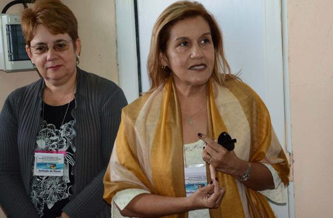 Secretaria de Estado de Francia recibe en París a ministra cubana Secretaria de Estado de Francia recibe en París a ministra cubana
