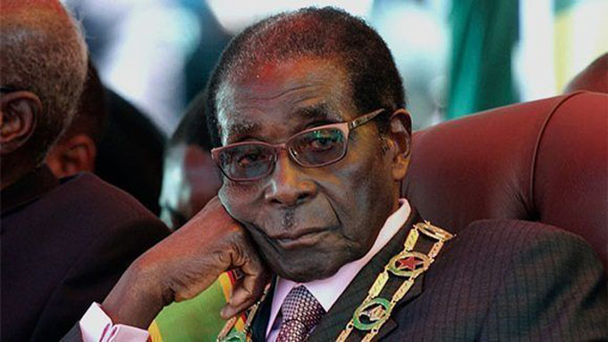 Dimite presidente de Zimbabue, Robert Mugabe Dimite presidente de Zimbabue, Robert Mugabe