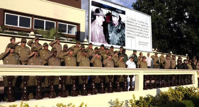 Felicita Raúl a combatientes de la Contrainteligencia Militar (+ video)