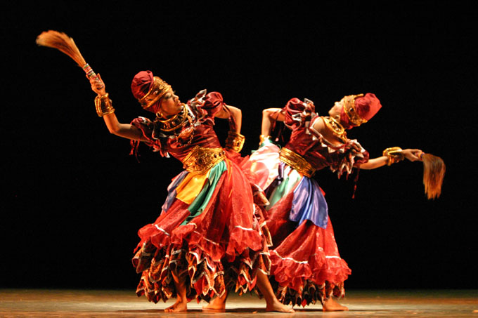 Desarrollan evento para rescatar danzas folklóricas en Cuba Desarrollan evento para rescatar danzas folklóricas en Cuba
