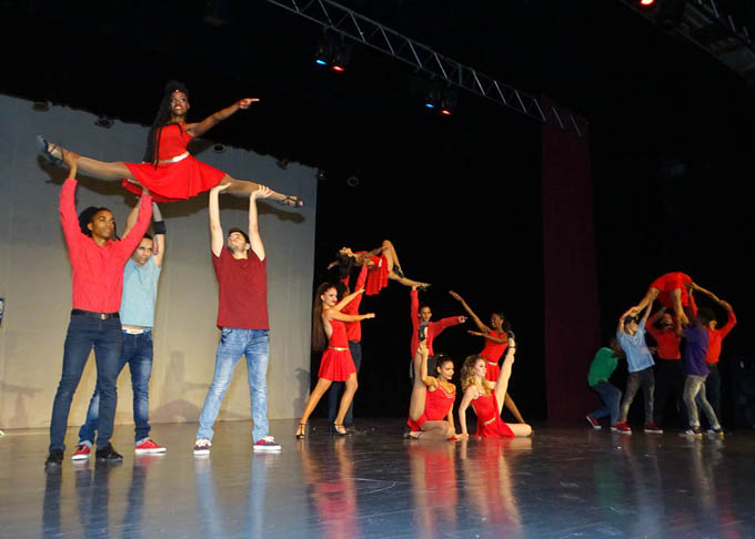 Havana Queens cierra el año con presentación de lujo en Bayamo (+ fotos) Havana Queens cierra el año con presentación de lujo en Bayamo (+ fotos)