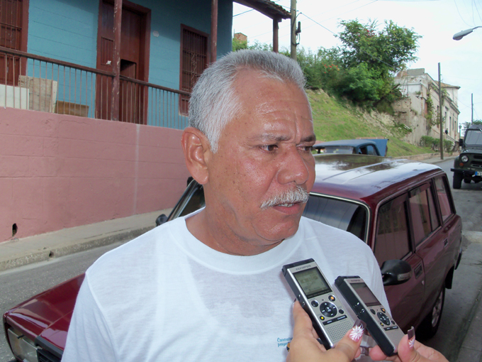 Abanderada delegación de Granma a Octavo Congreso de la Unaicc ( + fotos, video y audio)