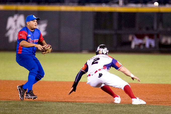 Cuba pierde invicto ante Dominicana en Serie del Caribe (+ fotos y videos) Cuba pierde invicto ante Dominicana en Serie del Caribe (+ fotos y videos)