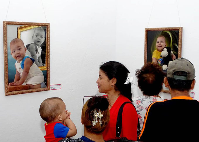 La infancia vista por la cámara de Ramo (+ fotos y video) La infancia vista por la cámara de Ramo (+ fotos y video)